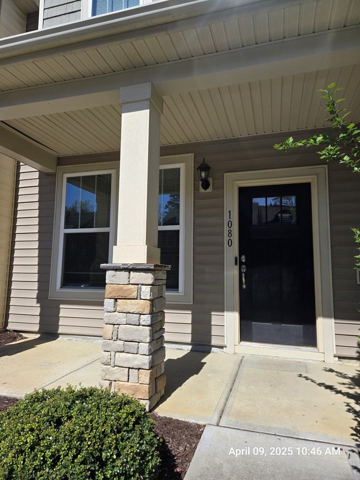 1080 Kenross Dr #NA - Photo 2 of 19