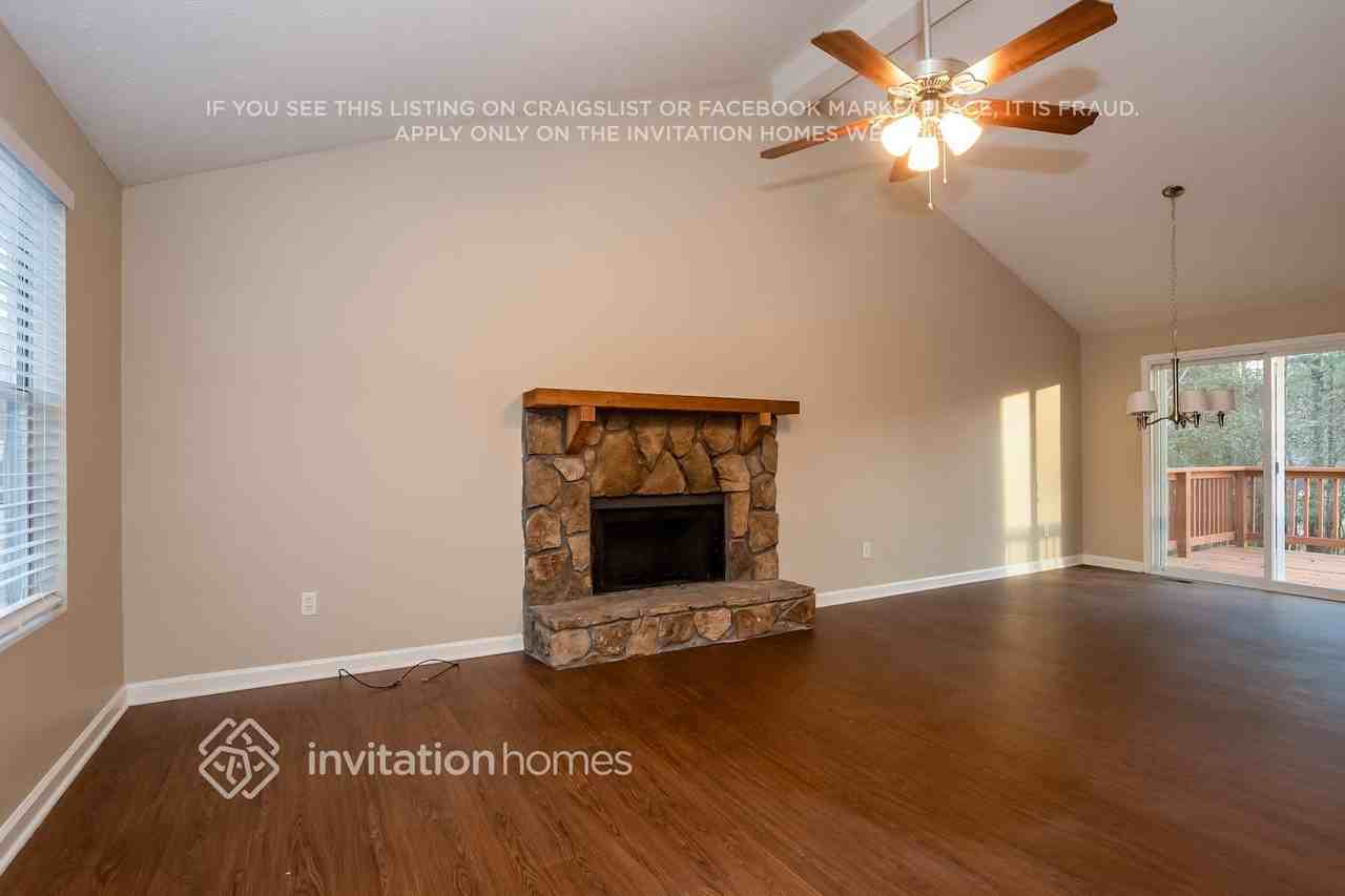 3167 Colorado Dr - Photo 3 of 18