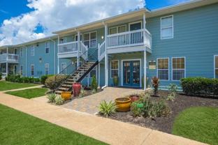 Palm Isle Apartments - Photo 1 of 1