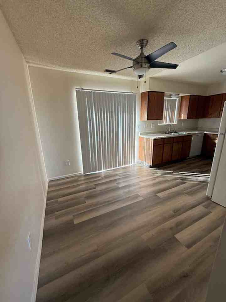 Parkwood Apartments - Photo 5 of 17