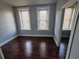 546 W Chestnut St - Photo 1 of 1