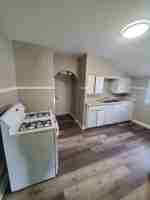 featured image of 2524 N Hubbard St