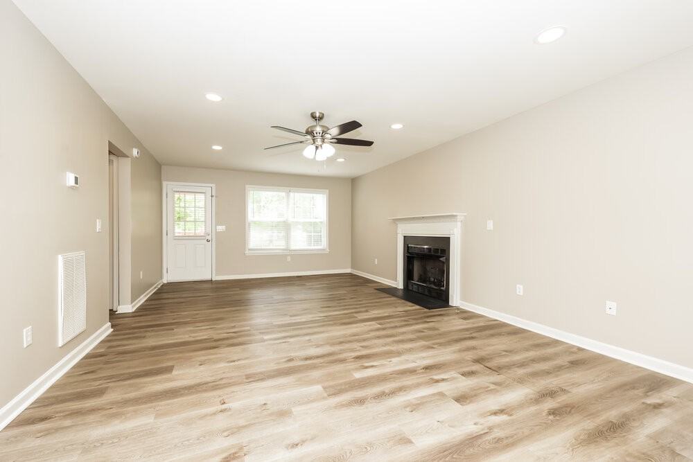 1327 Cason Ln - Photo 6 of 18