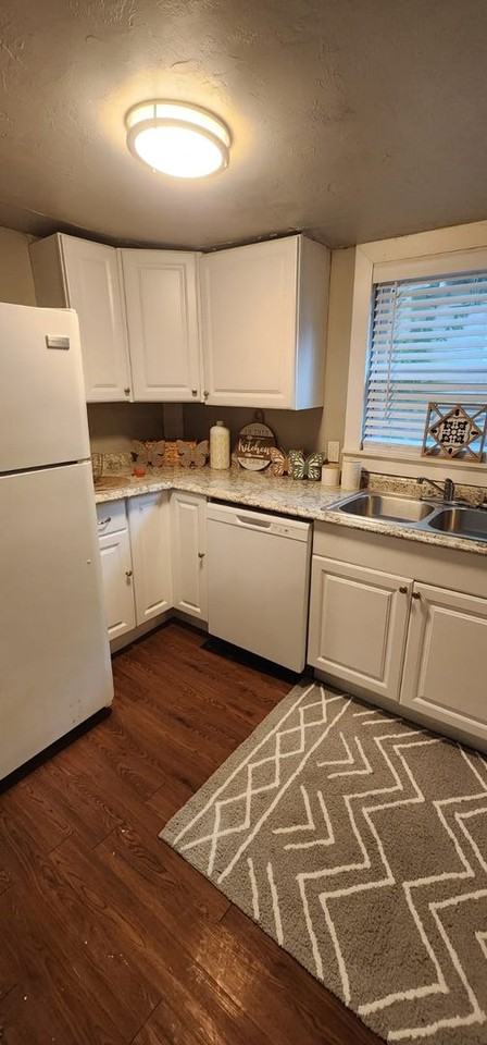 328 Nw 8th St - Photo 2 of 29
