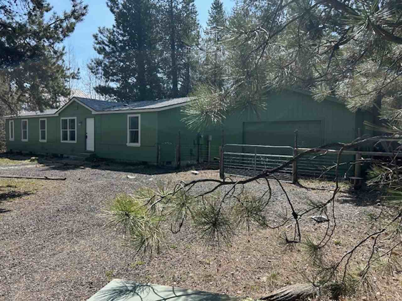 16895 Sharp Dr - Photo 2 of 28
