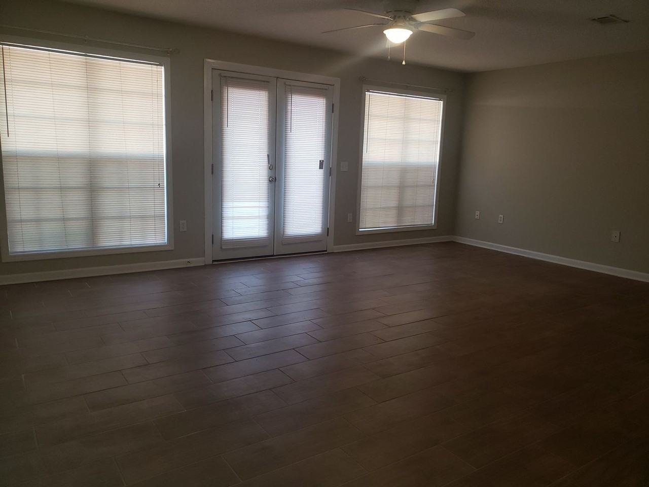 127 S Springview Dr - Photo 4 of 12