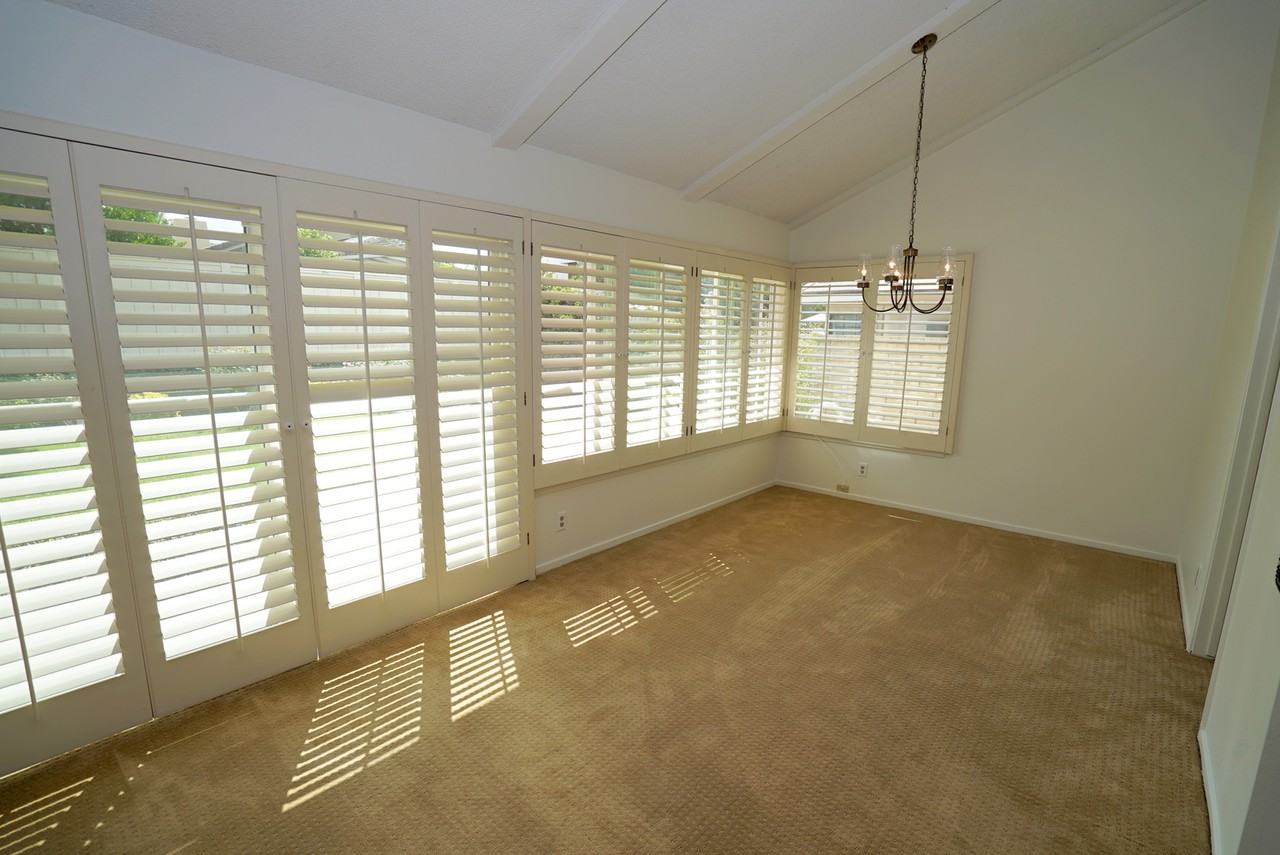 23618 Via Corsa - Photo 3 of 22