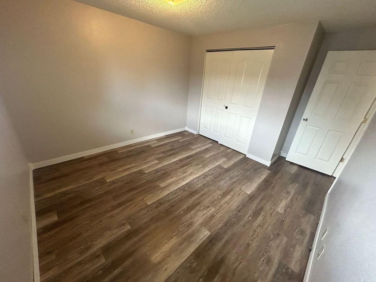 4185 Bristol Ct #B - Photo 4 of 7