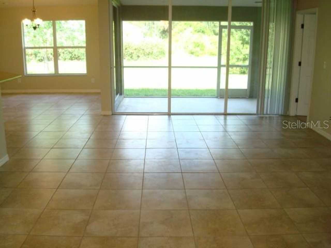 1259 Fitzgerald Rd - Photo 4 of 25