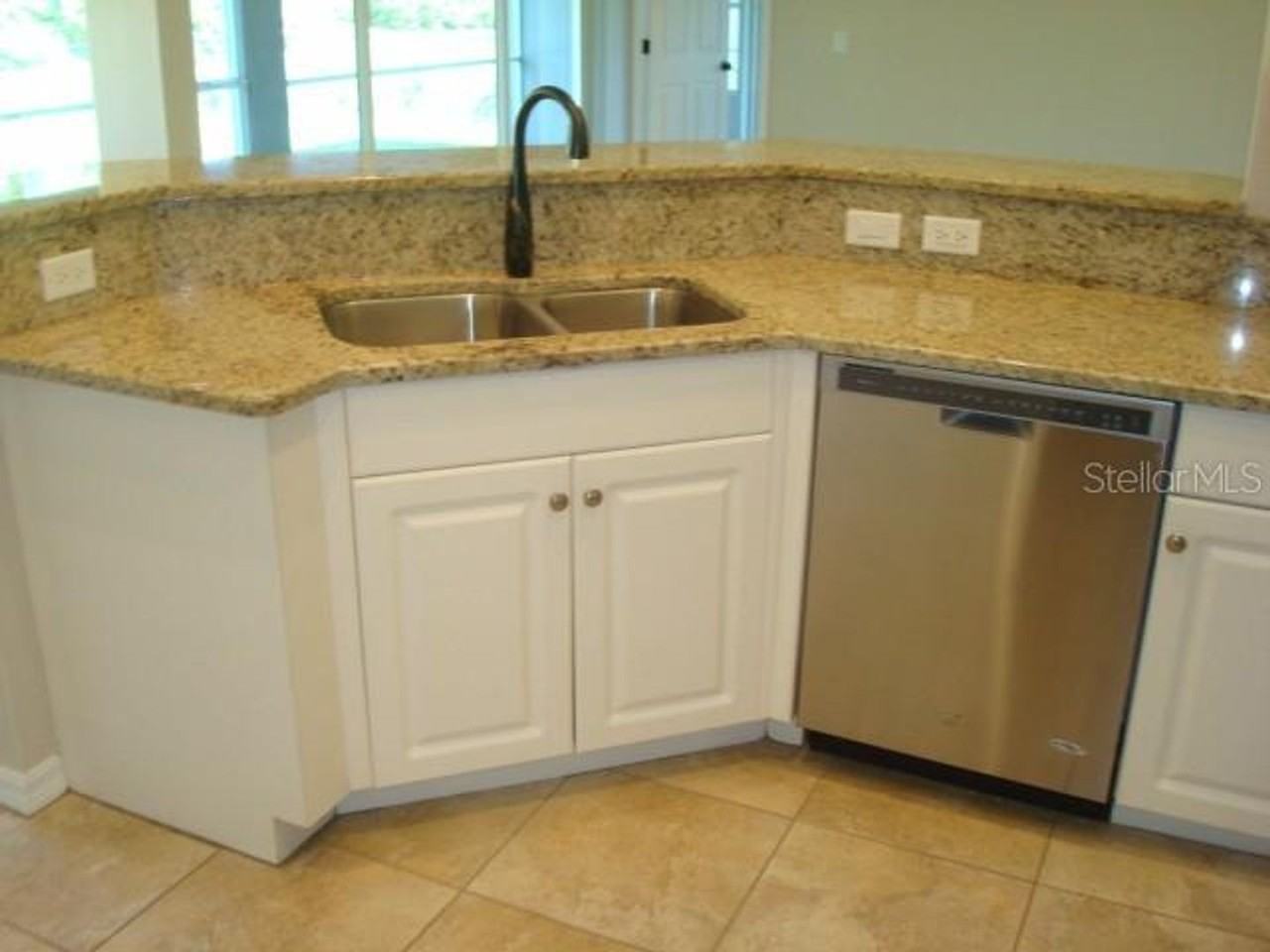 1259 Fitzgerald Rd - Photo 6 of 25