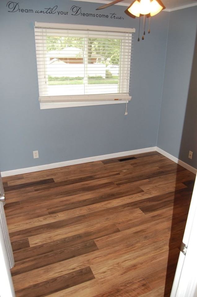 8200 Chestnut Ln - Photo 2 of 20