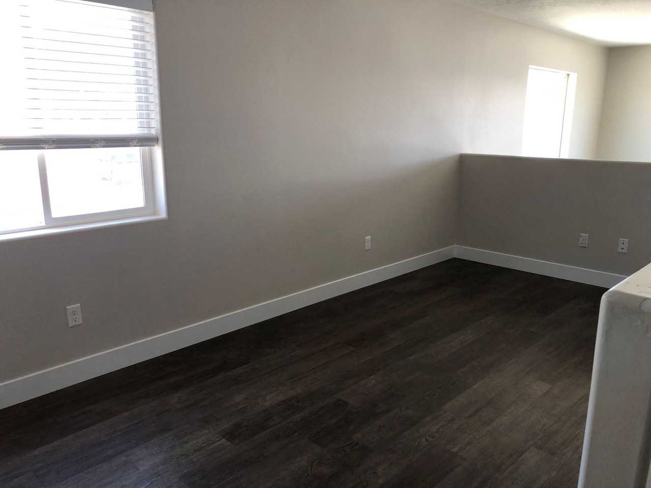 429 W 2150 N - Photo 2 of 15