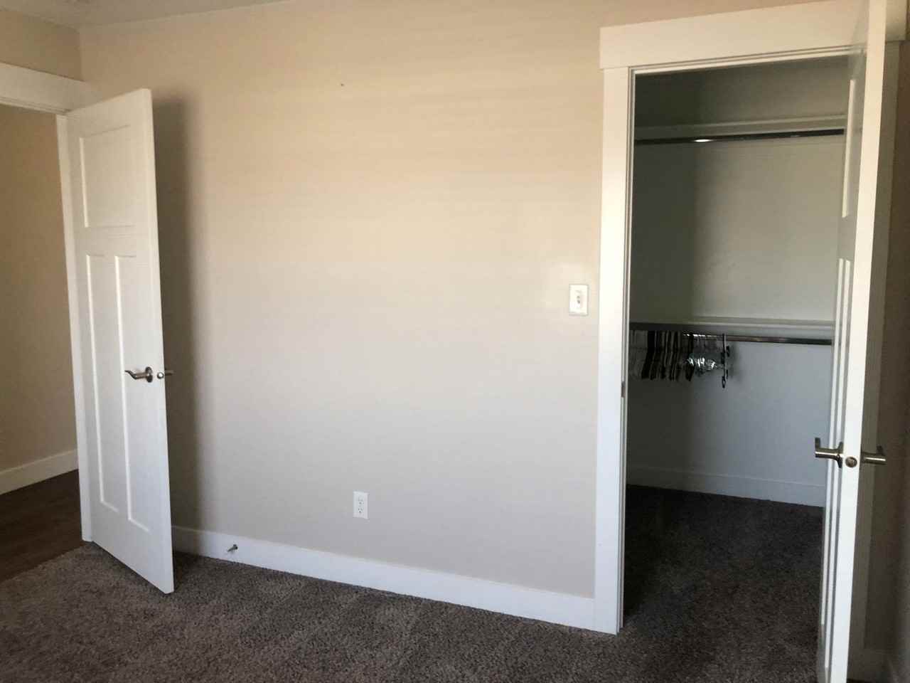 429 W 2150 N - Photo 6 of 15