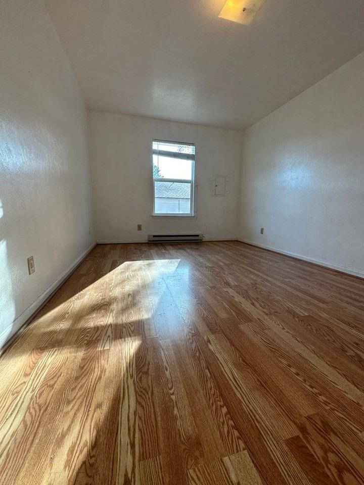 405 E Little Creek Rd #C - Photo 7 of 8