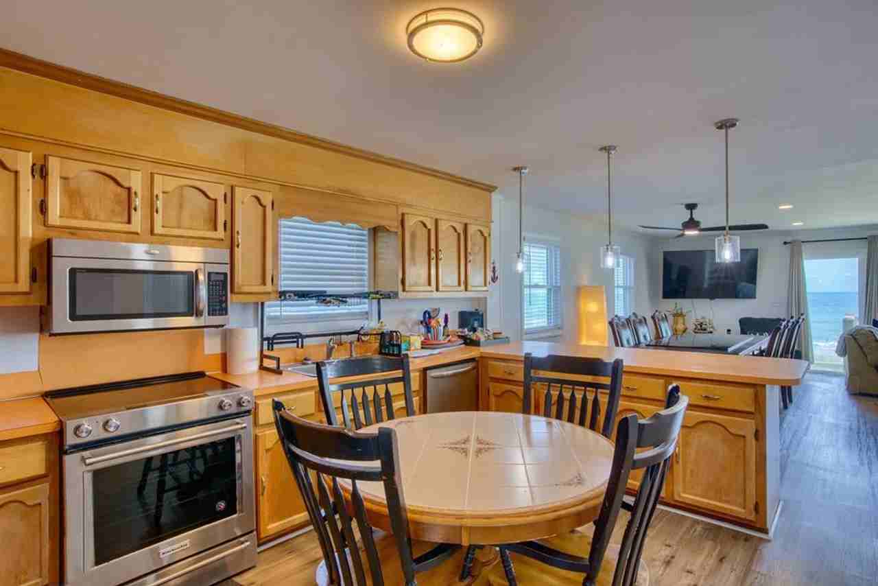 448 The Black Pearl @ 448 Ocean Dr. - Photo 3 of 25