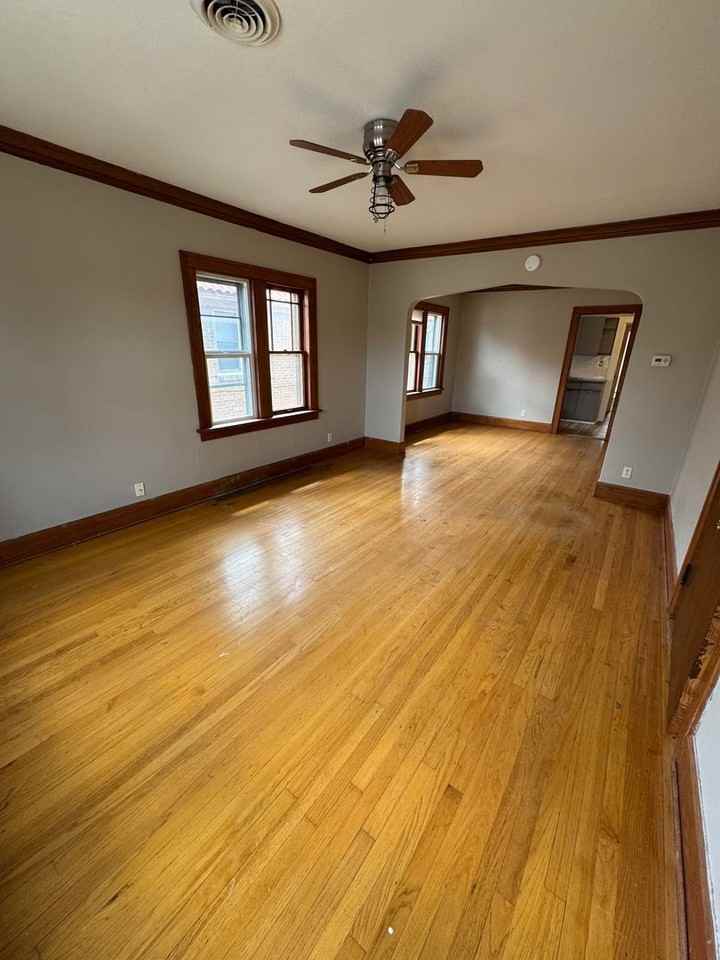 2308 Melrose St - Photo 2 of 8