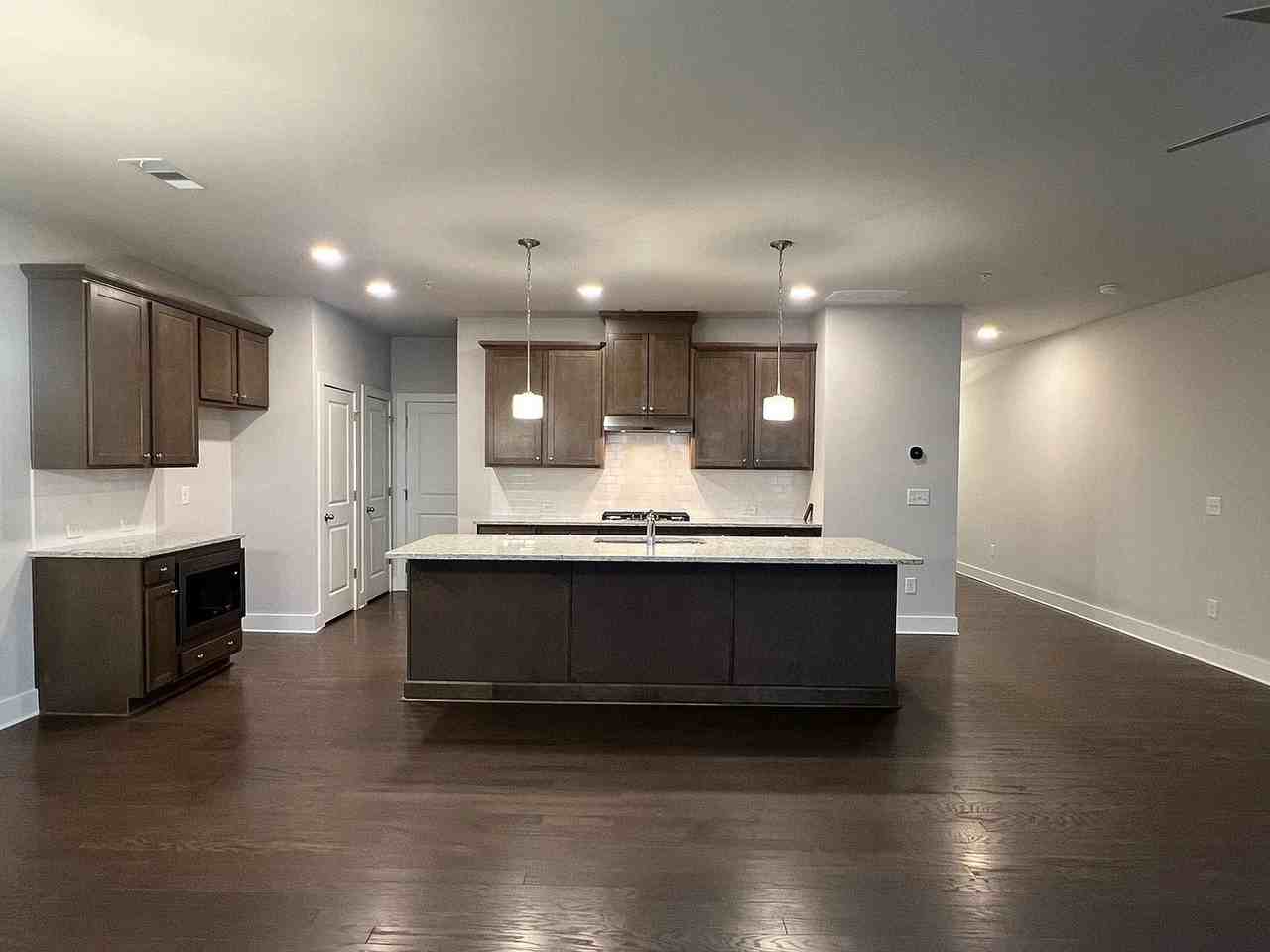 1245 Waterfall Ct - Photo 3 of 17