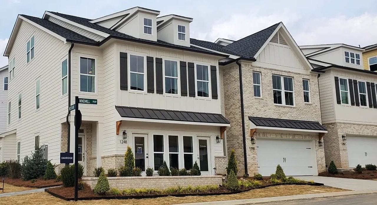 1245 Waterfall Ct - Photo 4 of 17