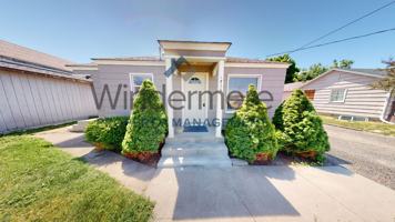 featured image of 1736 Portland Ave