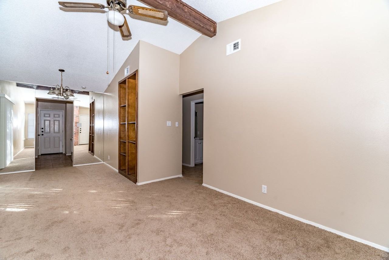 5360 Gawain Dr - Photo 3 of 19