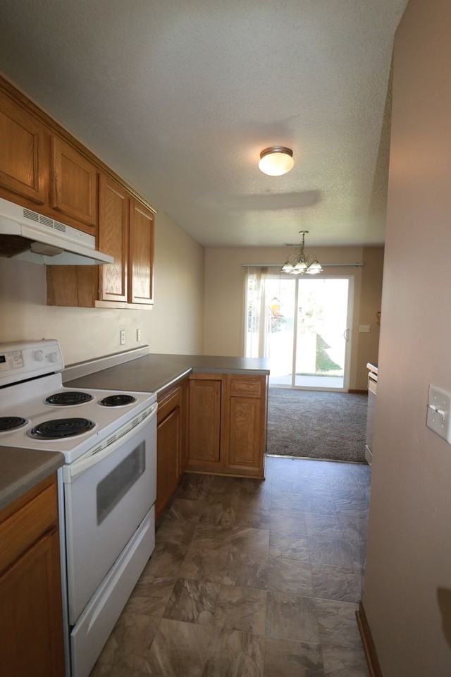 921 Jackalope Ct - Photo 6 of 18