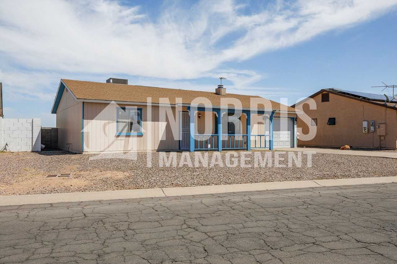 9254 W Pineveta Dr - Photo 2 of 24