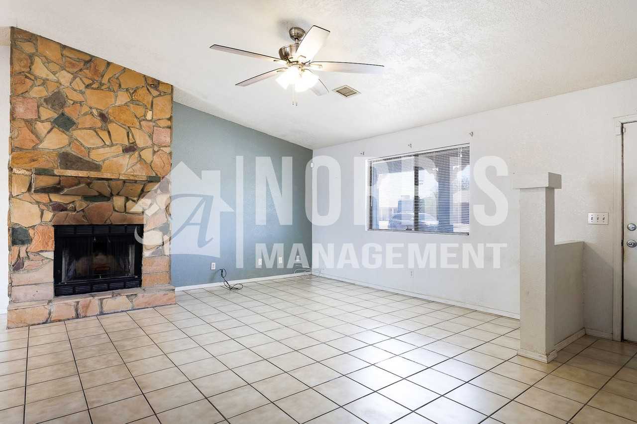 9254 W Pineveta Dr - Photo 6 of 24