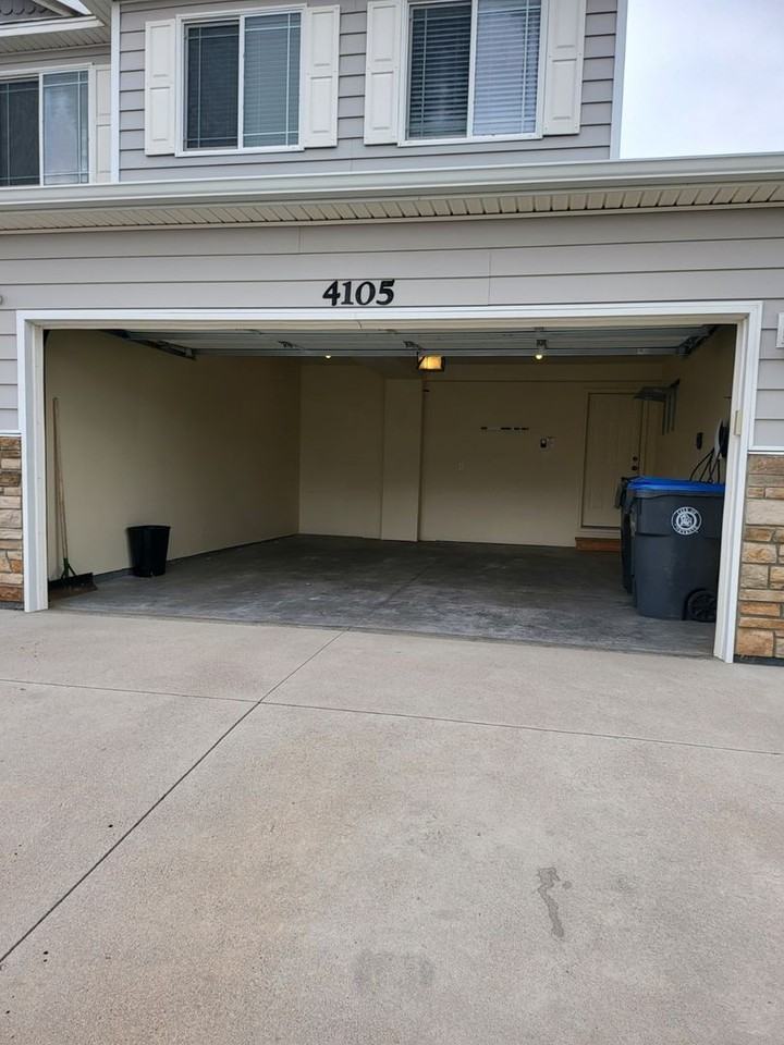 4105 Gunsmoke Rd - Photo 3 of 36