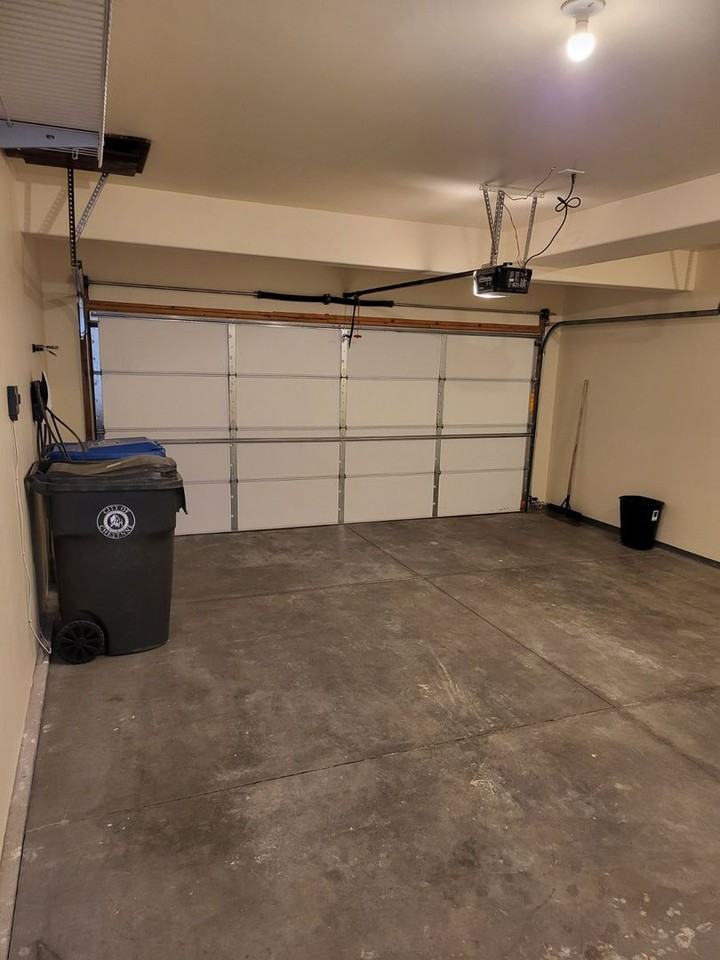 4105 Gunsmoke Rd - Photo 4 of 36