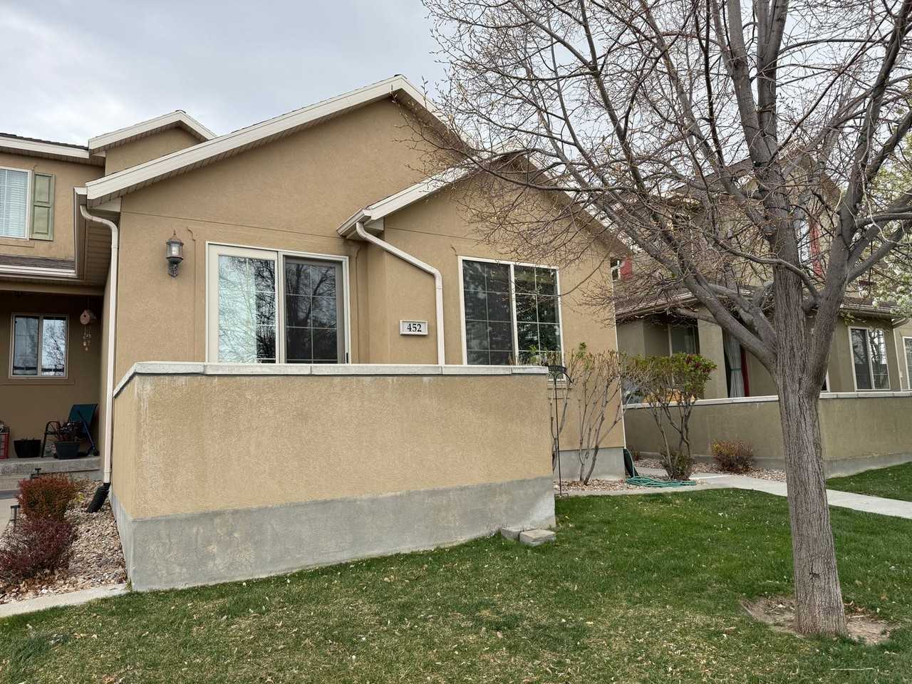 452 E Brigham Rd - Photo 3 of 12