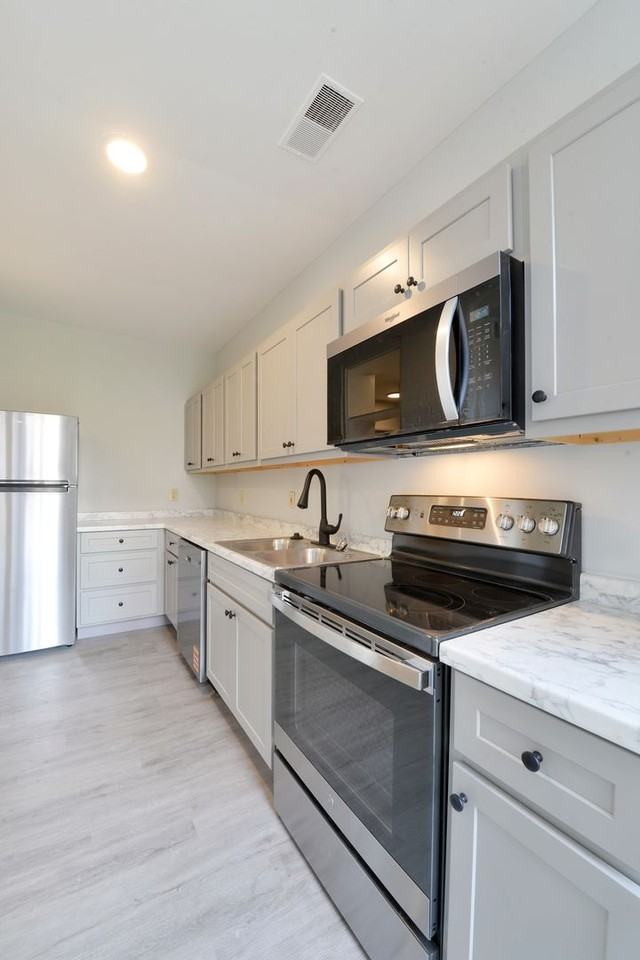 818AR Russell Blvd - Photo 5 of 8