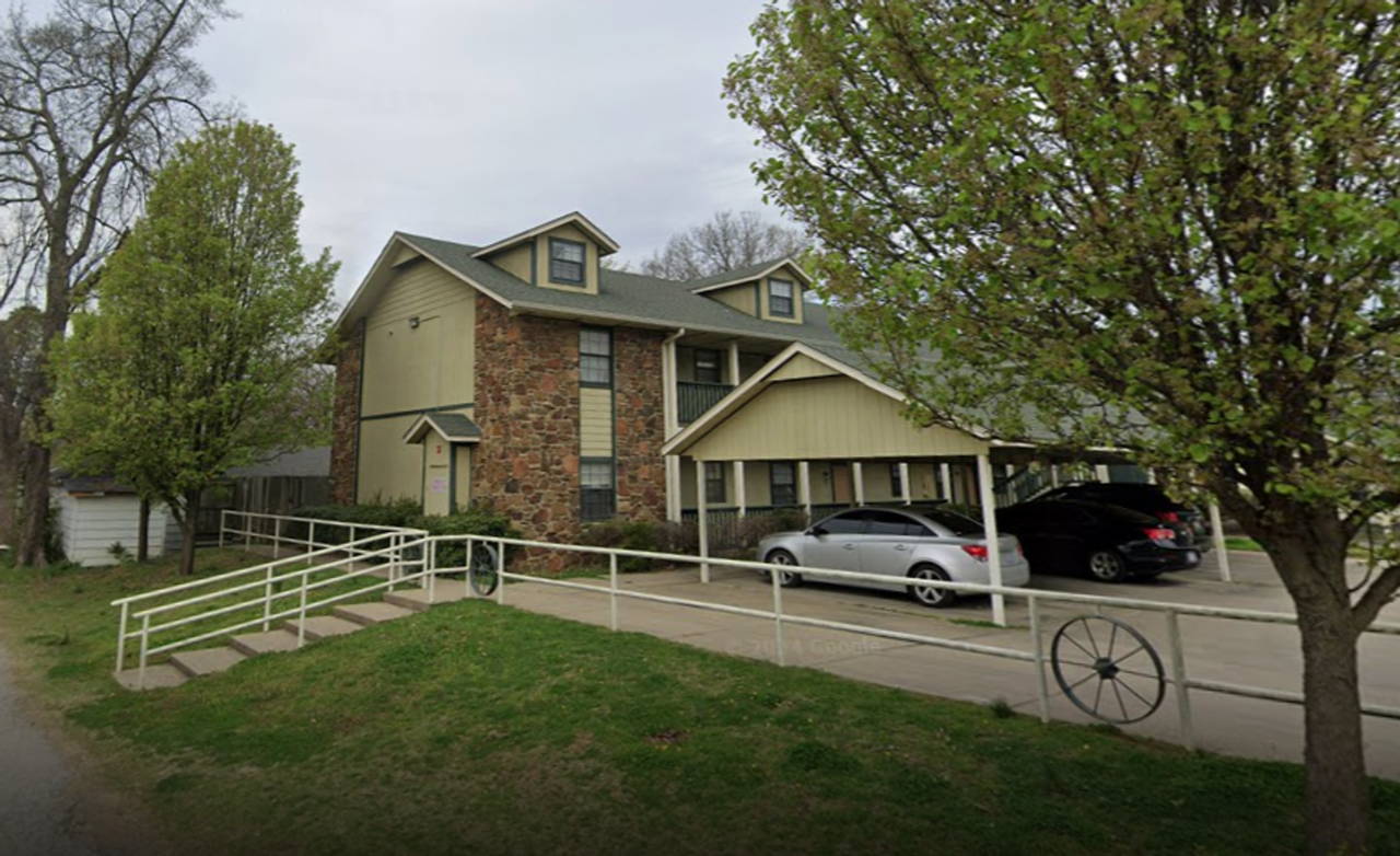 South Gate Inn - Photo 2 of 4