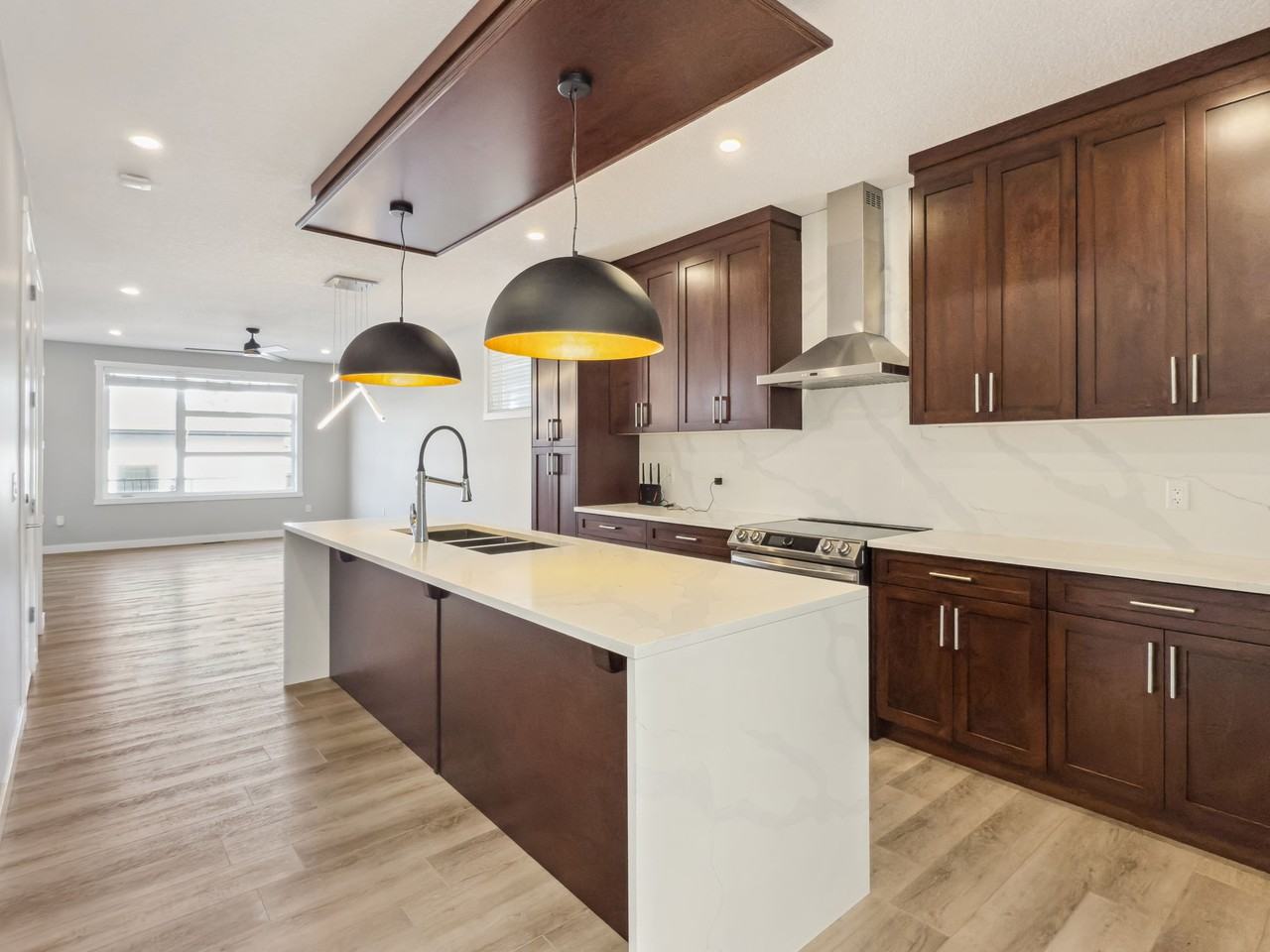 7136 34 Ave Nw #NA - Photo 2 of 27