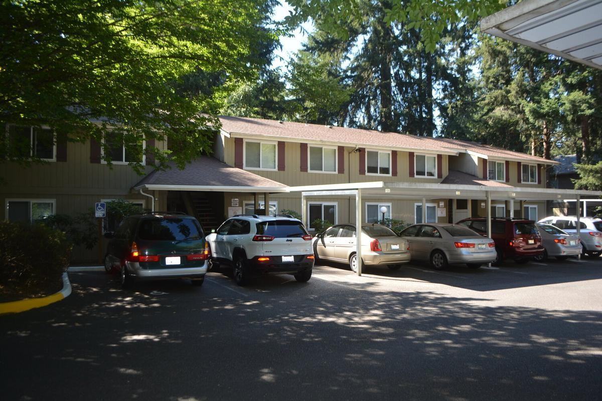 2810 Ruddell Rd Se - Photo 5 of 10