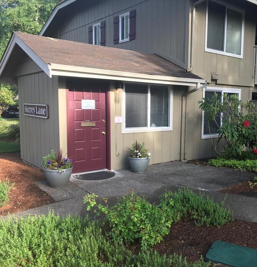 2810 Ruddell Rd Se - Photo 6 of 10