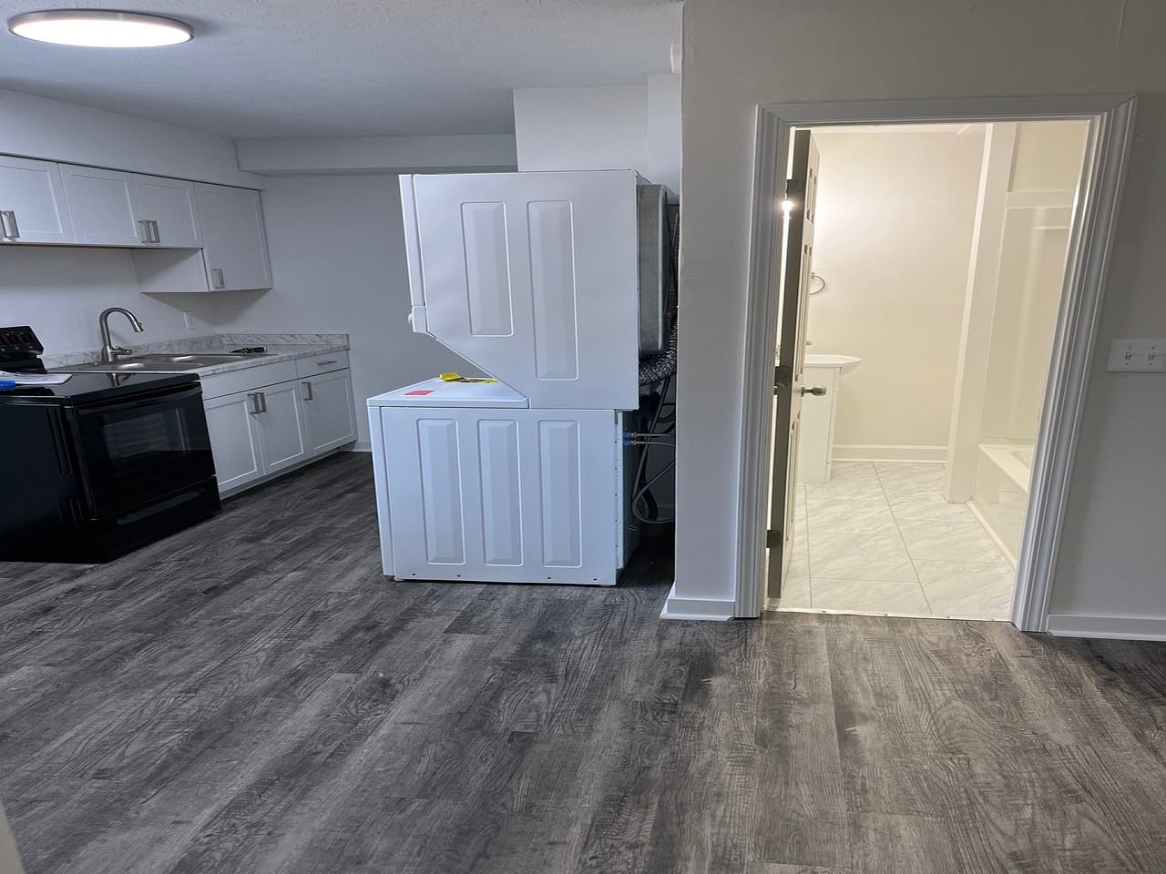 Franklin Flats - Photo 4 of 43