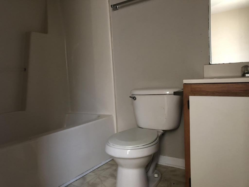 312 Ardale Dr #2B - Photo 3 of 9