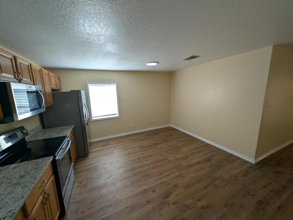 730 Aransas Ave #2 - Photo 7 of 8