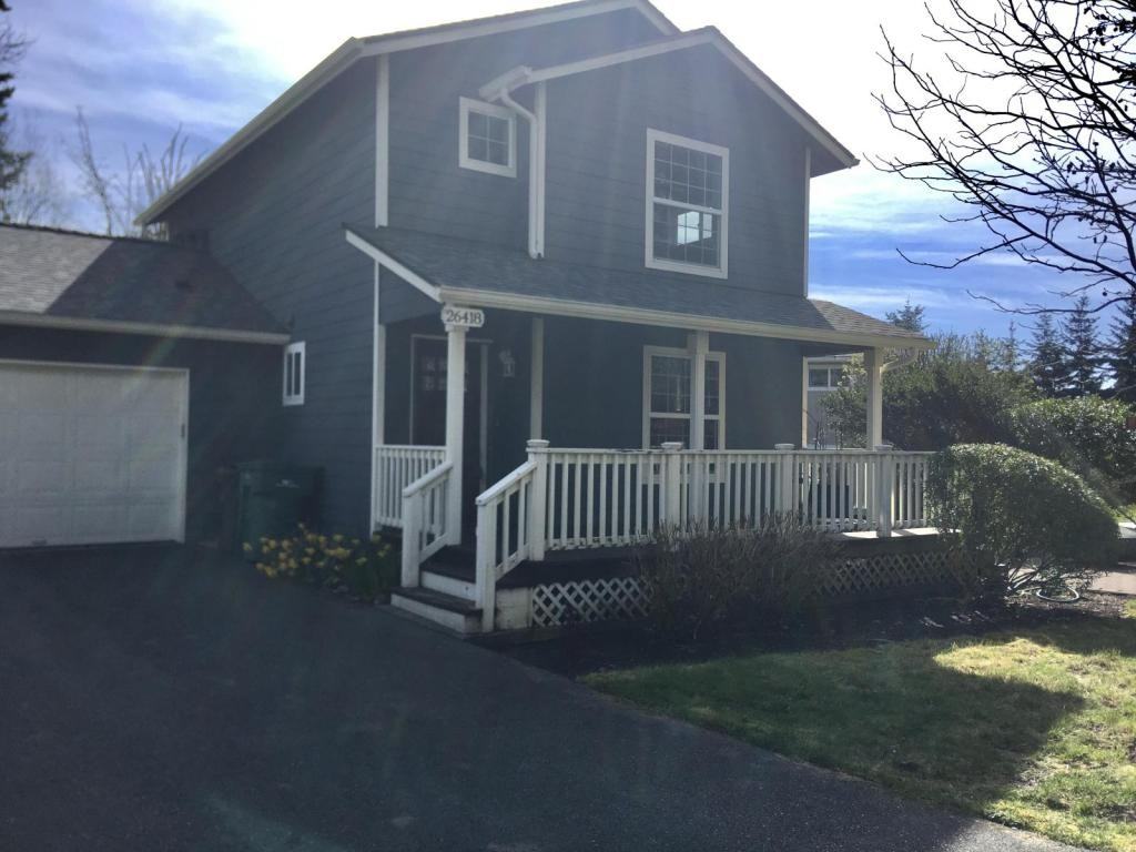 26418 Barrett Rd Ne - Photo 3 of 18