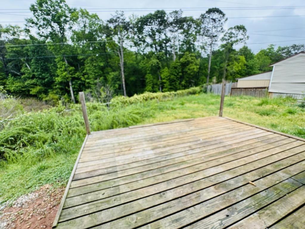 119 Dobbins Cir - Photo 5 of 20