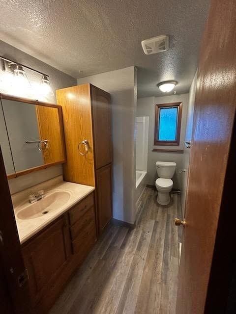 278 Westchester Sq S - Photo 5 of 8