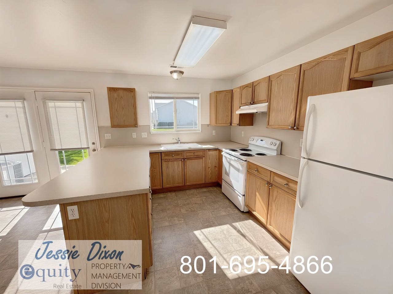 2359 Ne - Photo 6 of 18