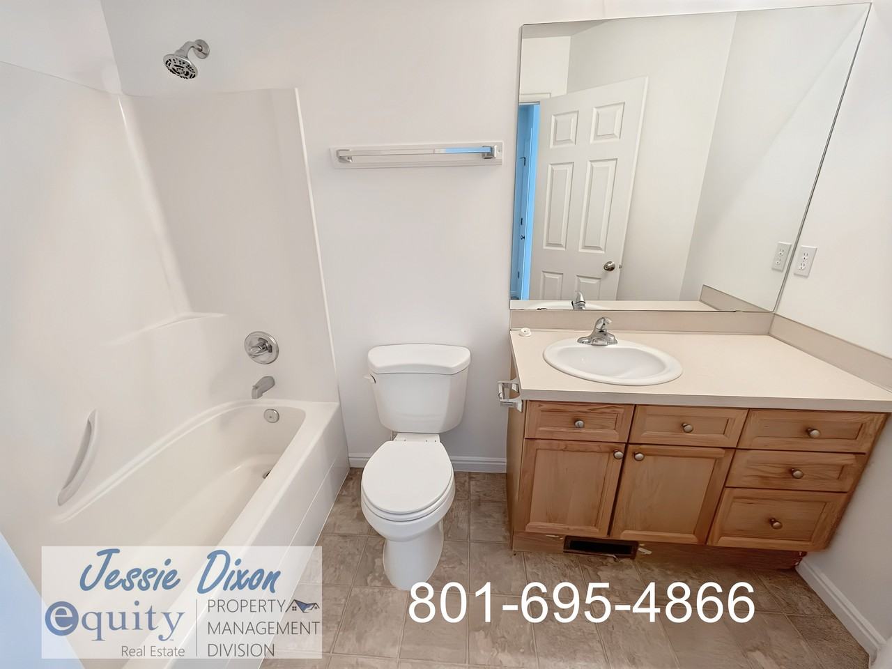 2359 Ne - Photo 3 of 18