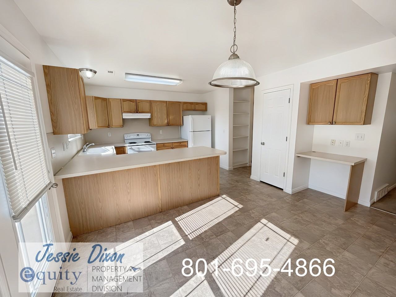 2359 Ne - Photo 7 of 18
