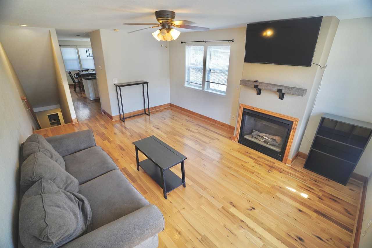 45 Christian Ct - Photo 2 of 19