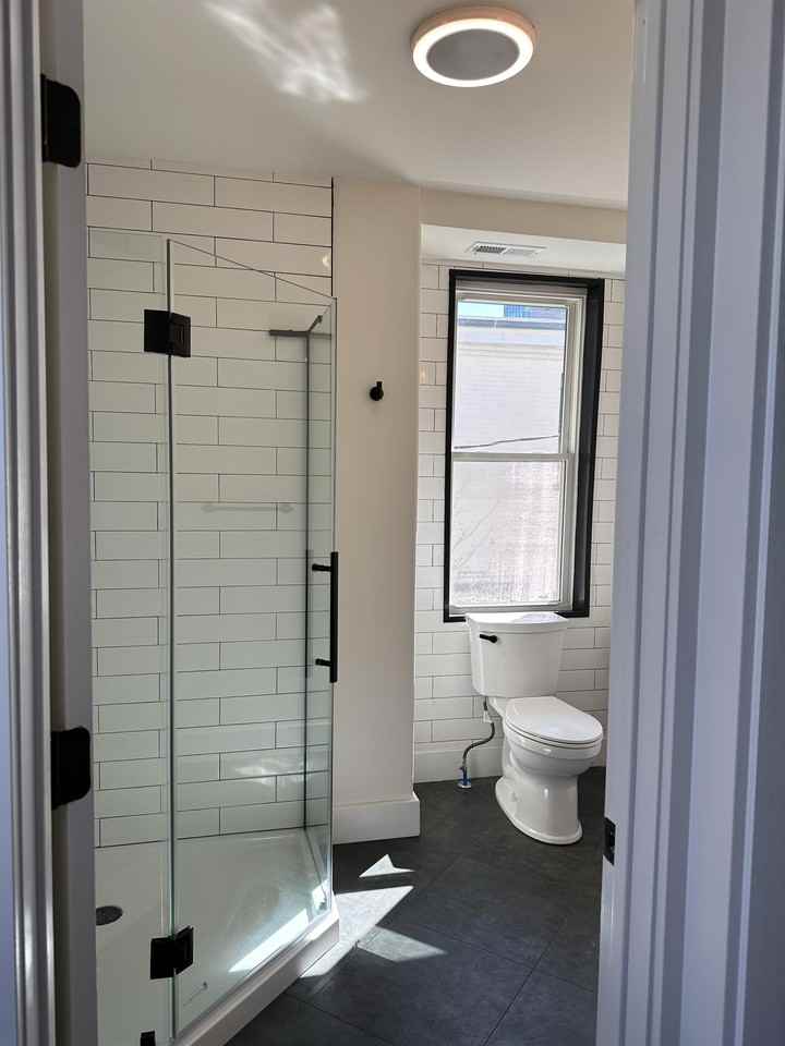 115 W 13th St - Photo 2 of 14