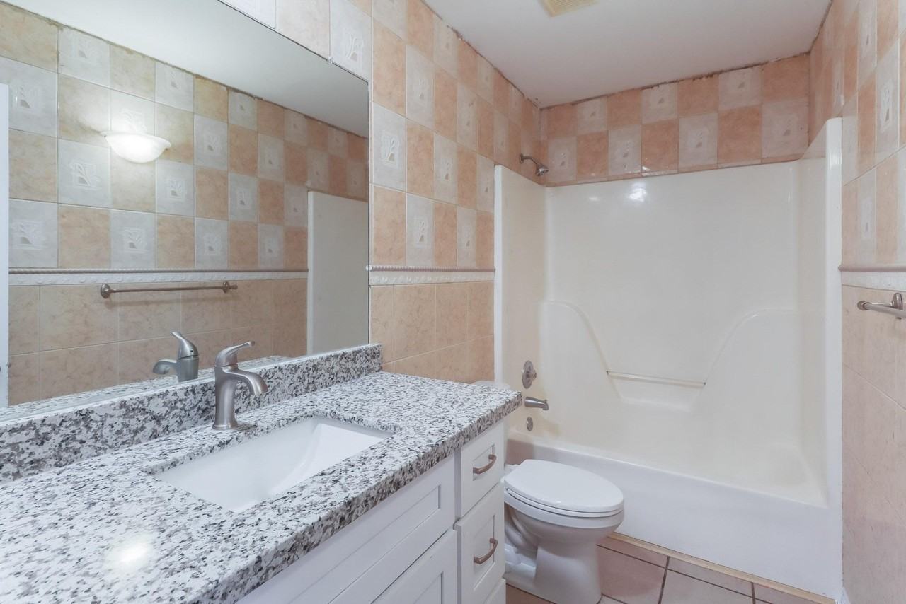 14160 Maple Ct #1 - Photo 5 of 23