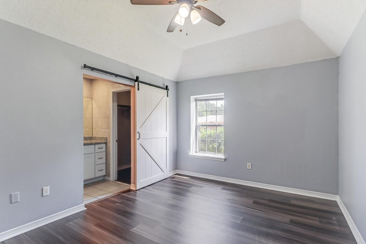 14160 Maple Ct #1 - Photo 2 of 23