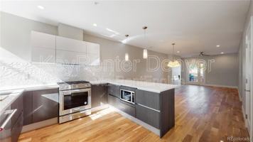 featured image of 1930 N Grove St #3