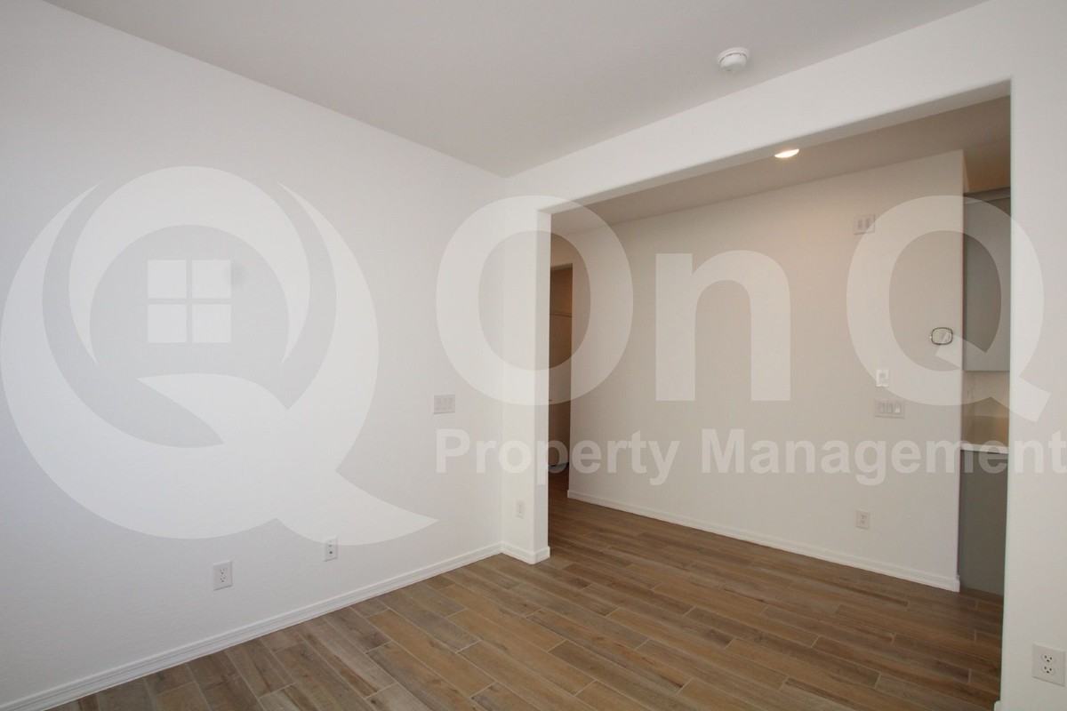 22873 E Happy Rd - Photo 6 of 29